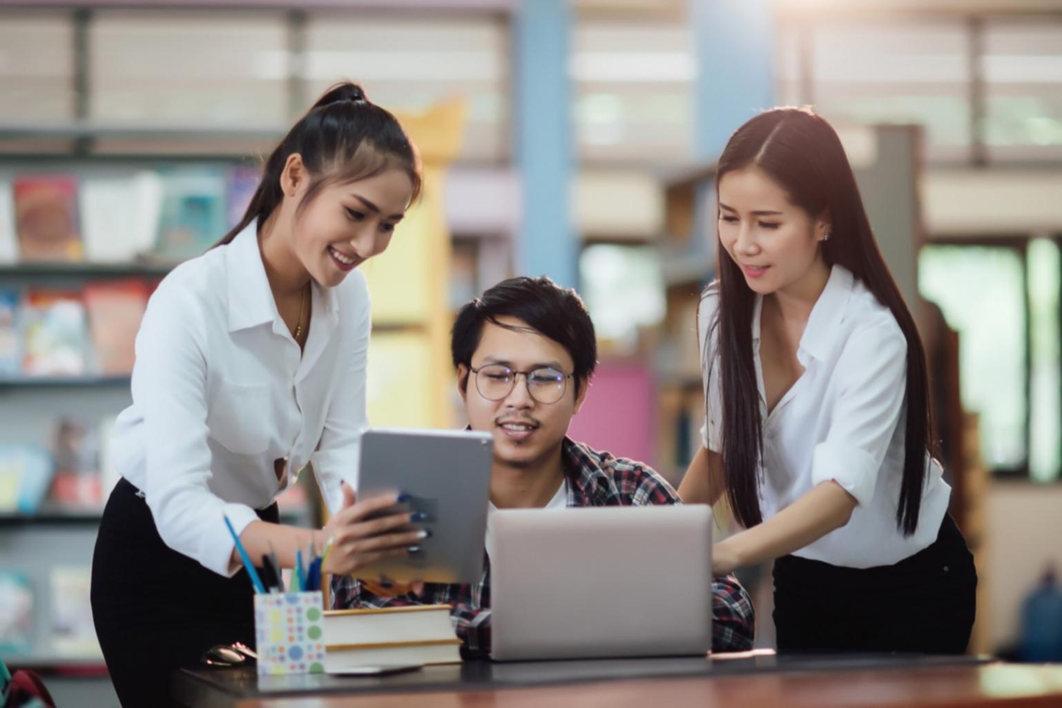 Metodología de trabajo colaborativo en lyranexivo